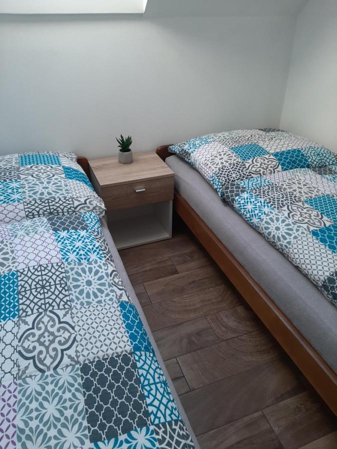 U Mateje Apartment Mutenice Luaran gambar